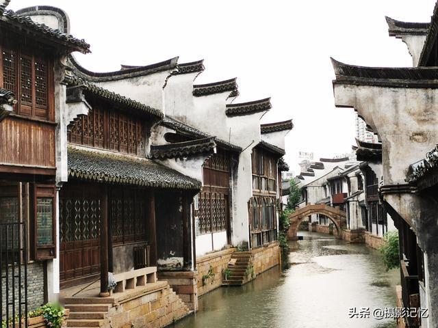 什么东西人们都不想吃？小学生1个字机智作答，老师忍不住给满分